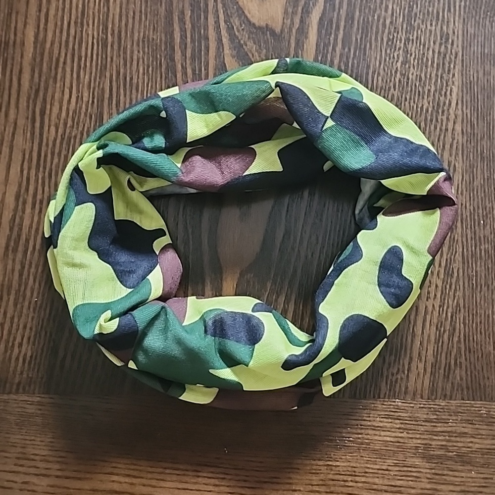 NEW Camo headband/tube bandana/neck gaiter/cowl